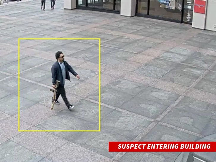 Shane Tamura NYC Shooter 1 Inserir