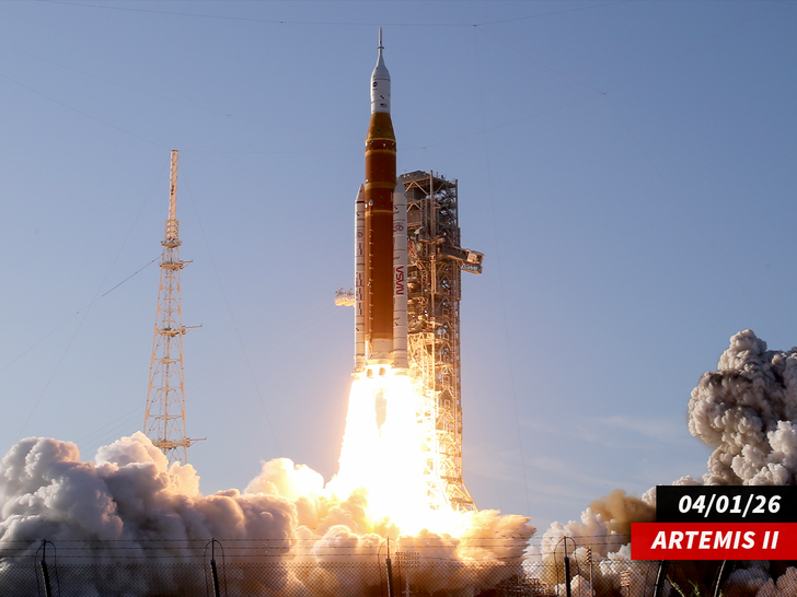 artemis ii sub getty 1