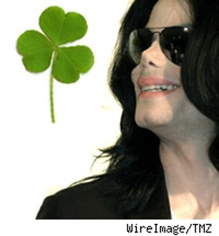 Will Ireland Be the New Neverland :: michael_jackson_wi_200-1