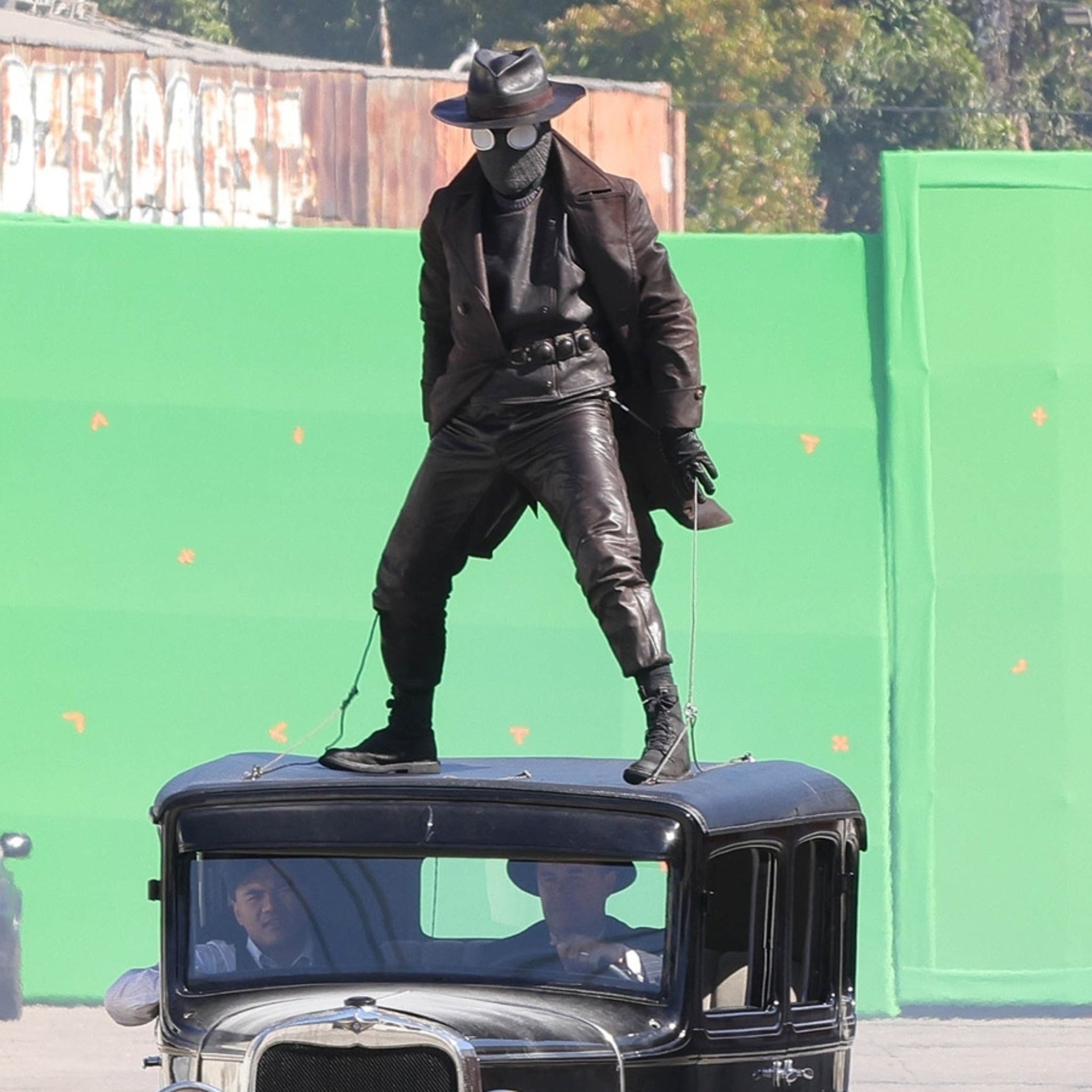 Nicolas Cage as Spider-Man Noir – A Mysterious Stylish Look Unveiled on Set