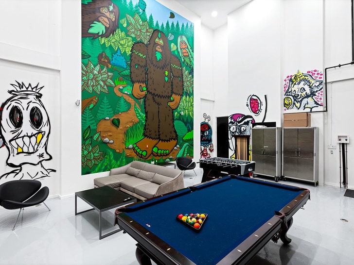 chris brown old house selling 1
