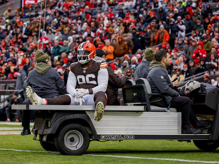 Maliek Collins getty 1