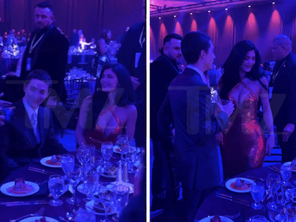010425_kylie_jenner_timothee_chalamet._primary