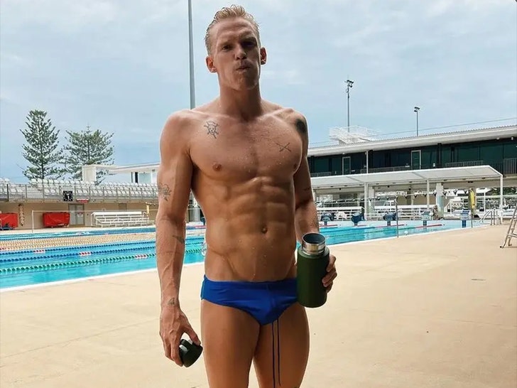 Cody Simpson's Shirtless Shots
