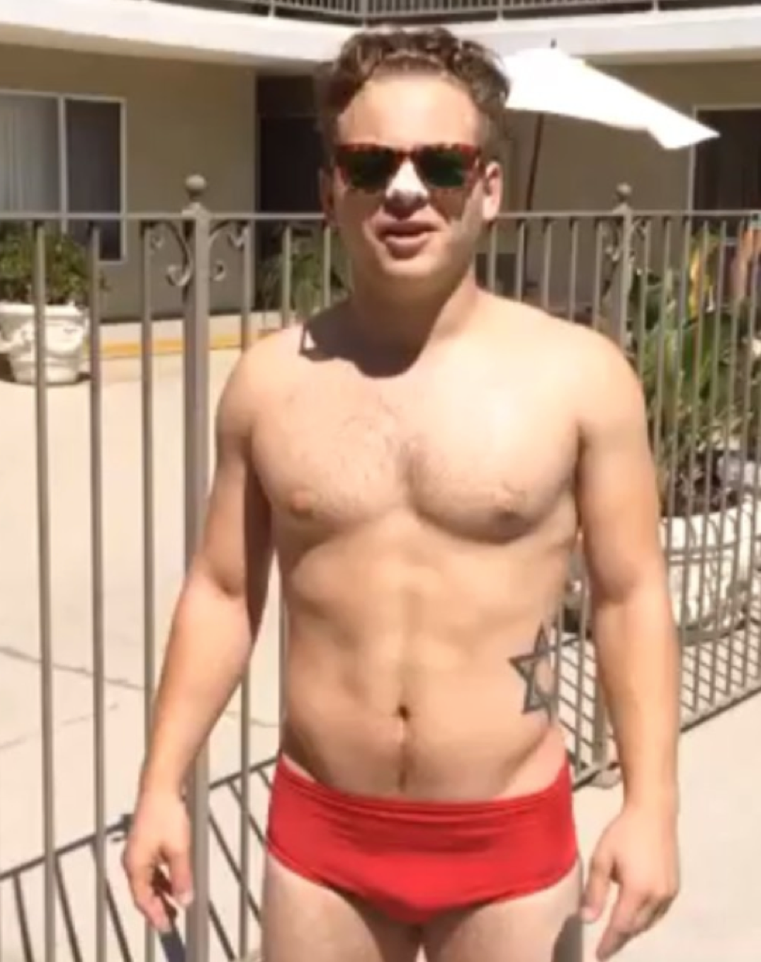 Jonathan lipnicki nude