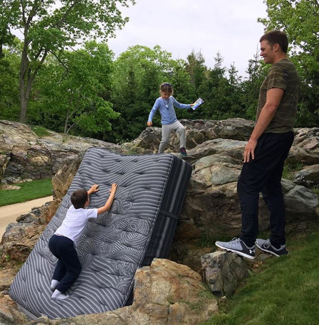 tom_brady_gisele_family_photos11