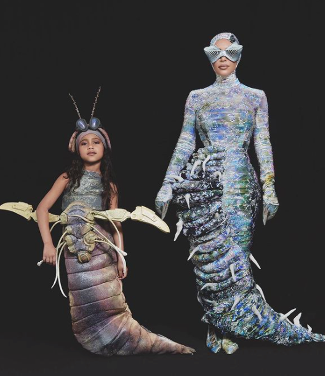 kim-kardashian-costumes-halloween-3-photos0