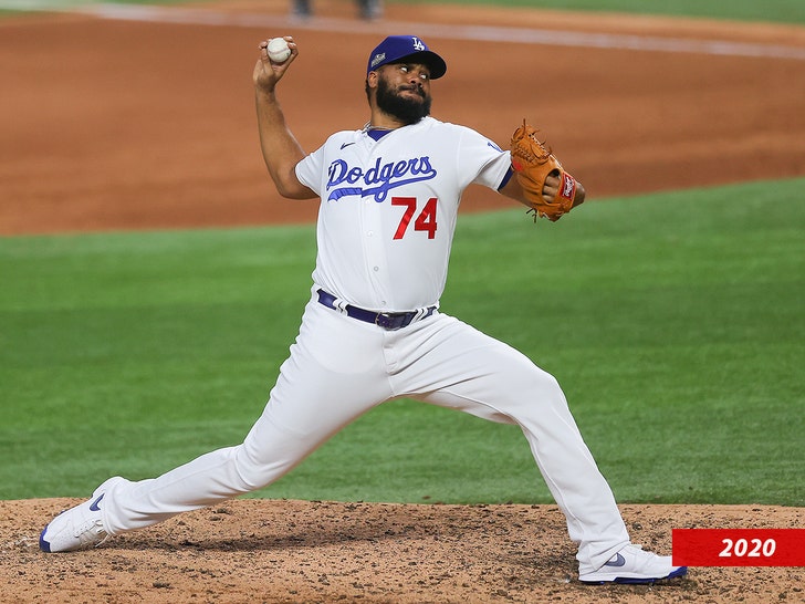 NASTY KENLEY!! Dodgers' Kenley Jansen carves up Braves to save NLCS Game 3  