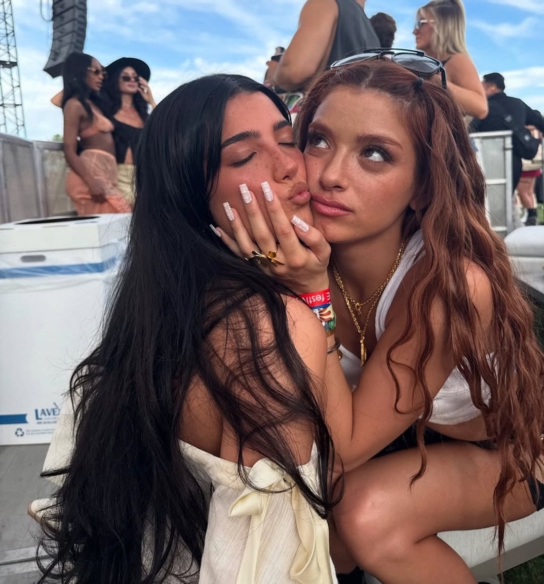 Charli D'Amelio vs. Dixie D'Amelio -- Sisters At Coachella Edition