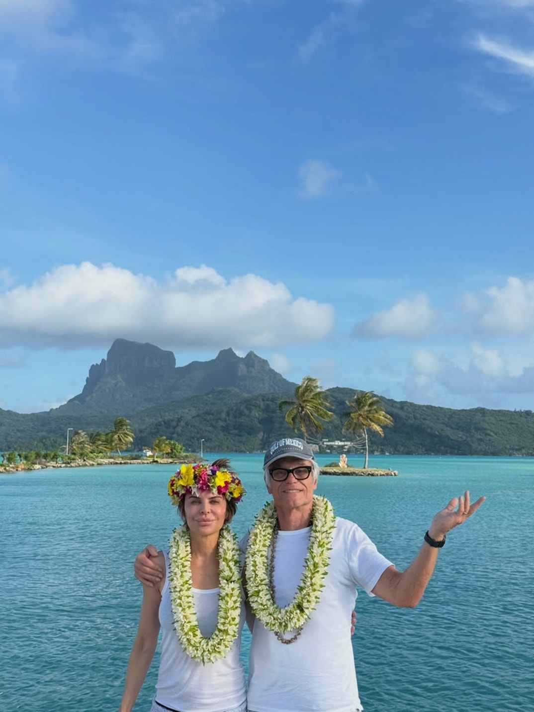 Lisa Rinna Vacay Thirst Traps 3