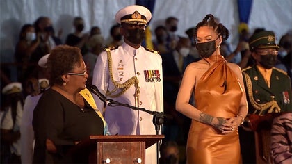 113021_rihanna_national_hero_kal