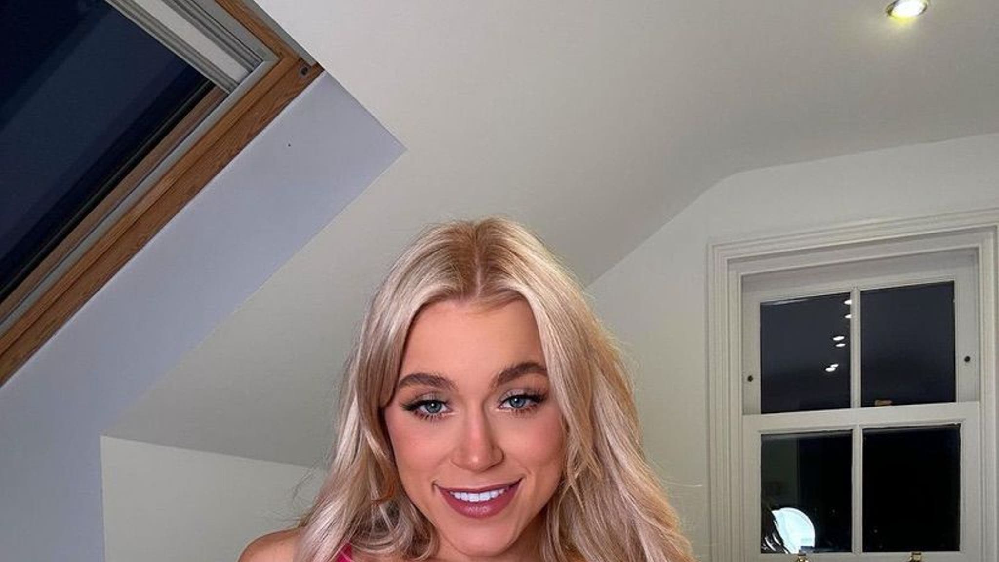 Elle Brooke Hot Shots