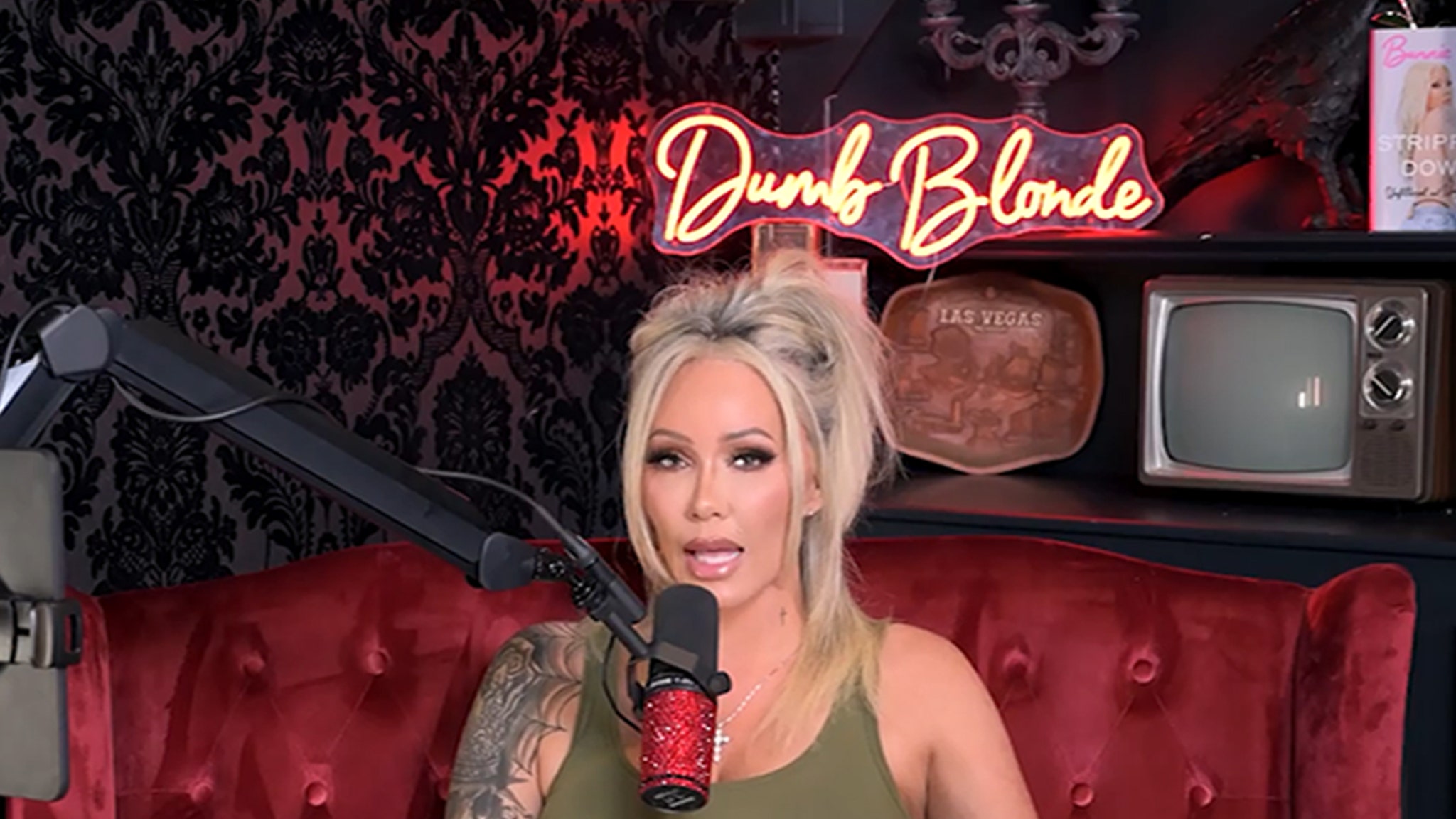 Bunnie XO Reveals She and Jelly Roll Are Still Having a Baby Despite Divorce