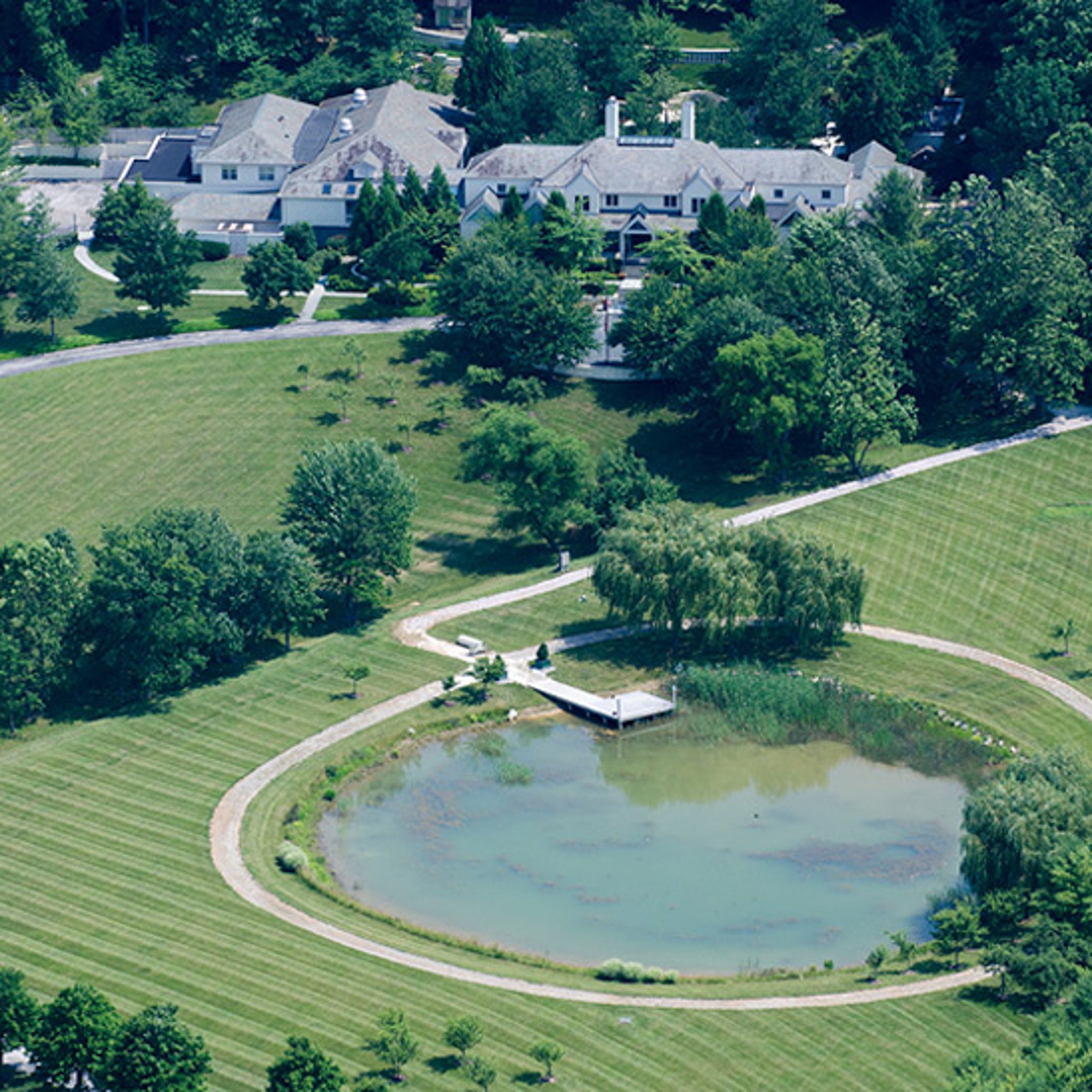 Baseball great Cal Ripken sells off his 25-acre Maryland estate