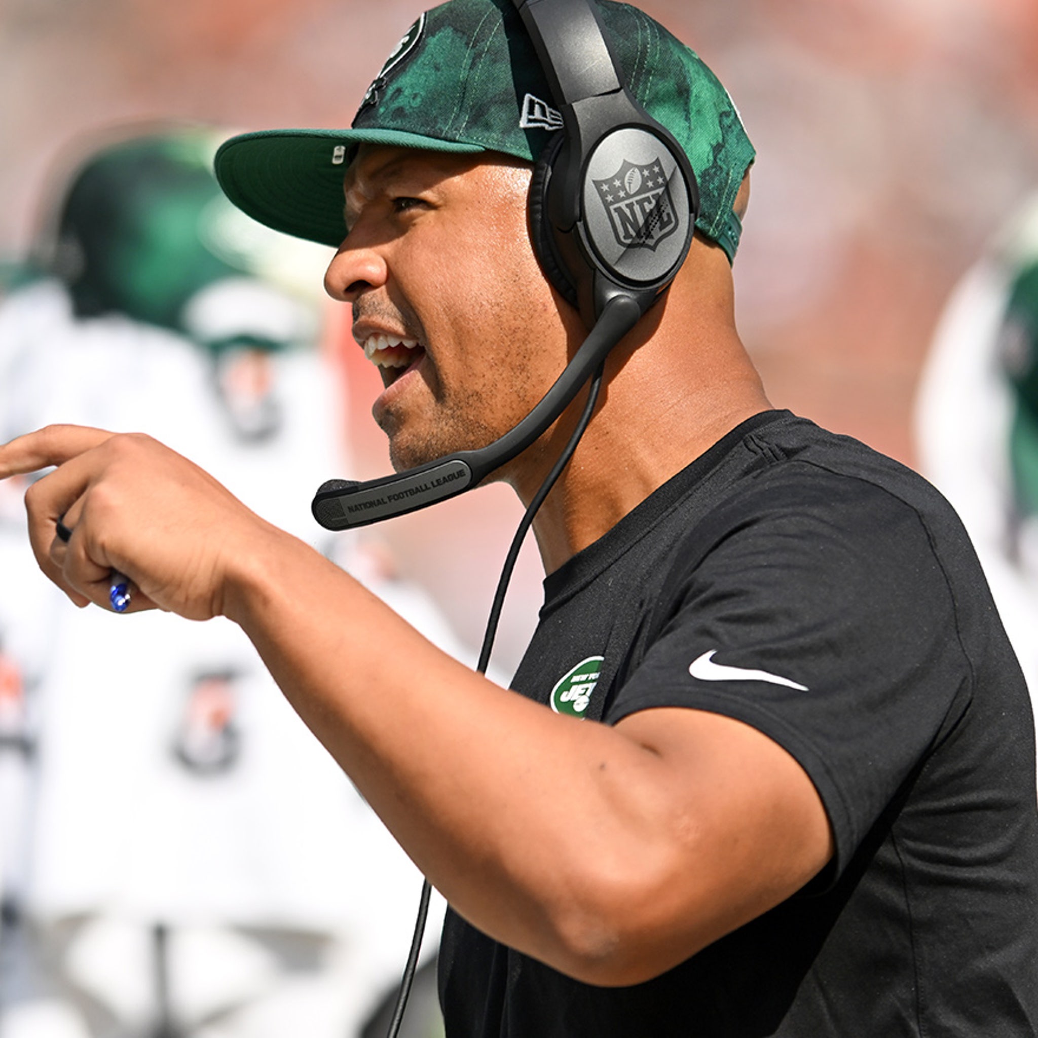 NFL Suspends Jets WRs Coach Miles Austin For Violating Gambling Policy