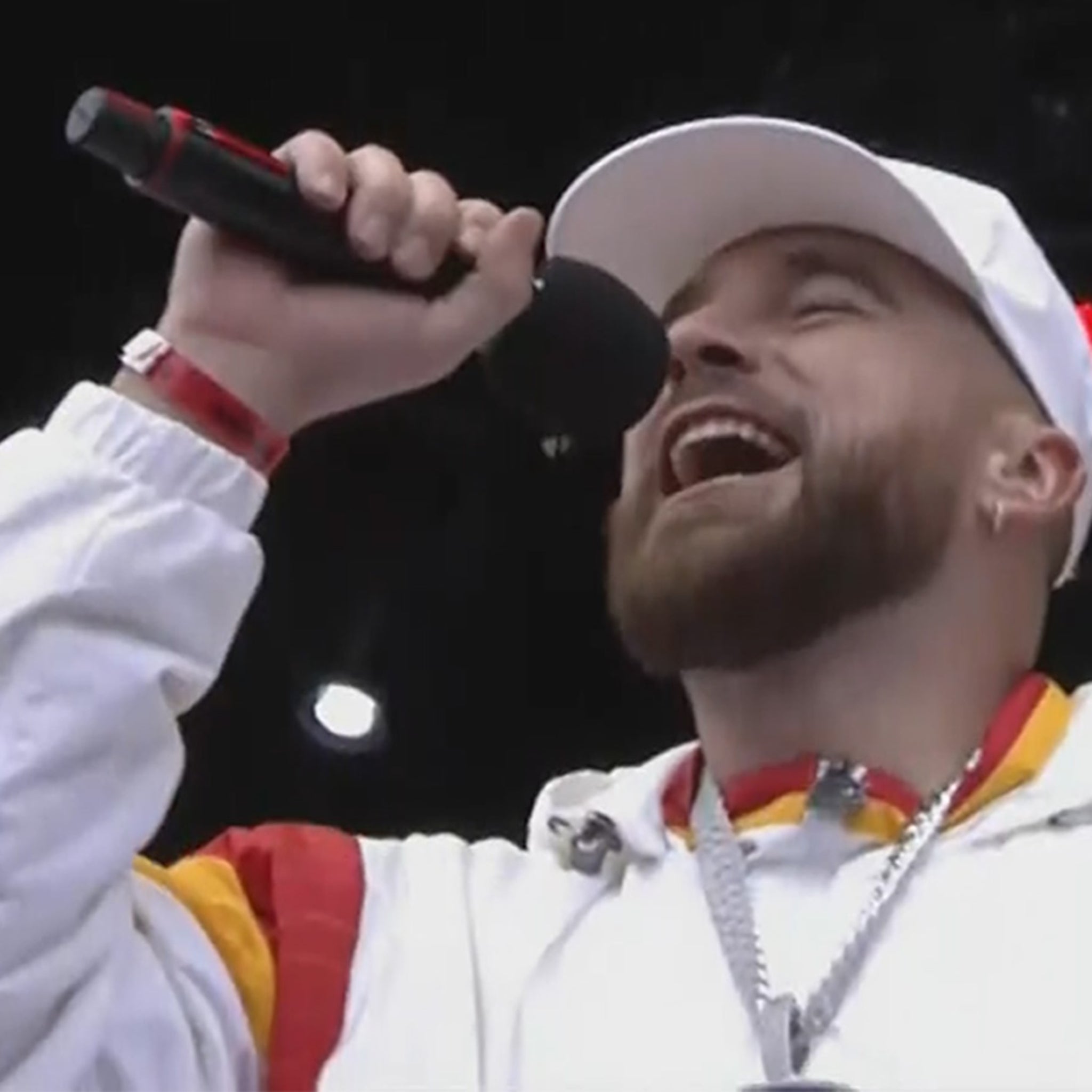 Chiefs Super Bowl parade: Travis Kelce fired up at haters in speech