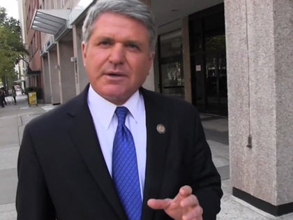 091414_adrian_petterson_primary