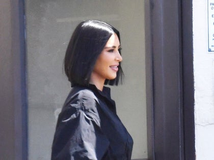 Kim Kardashian outside San Quentin Prison photos-06