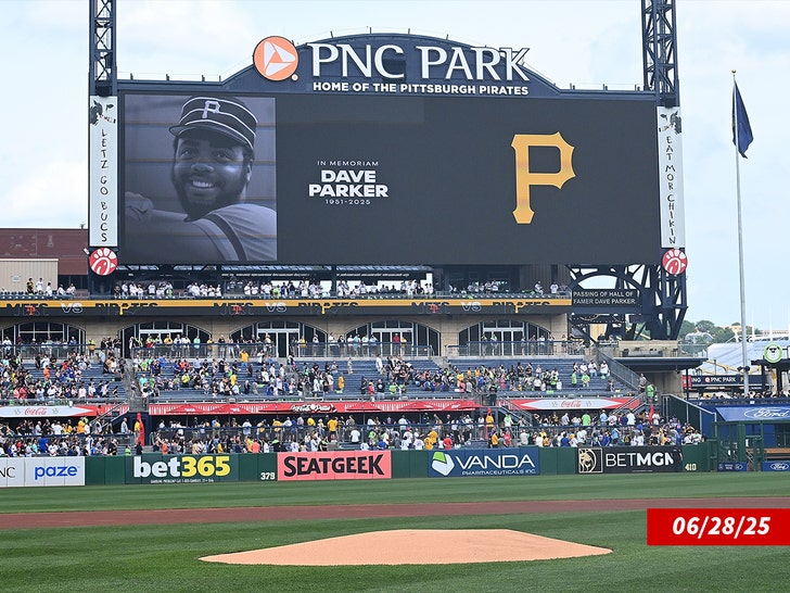 dave parker tribute pnc park getty 1