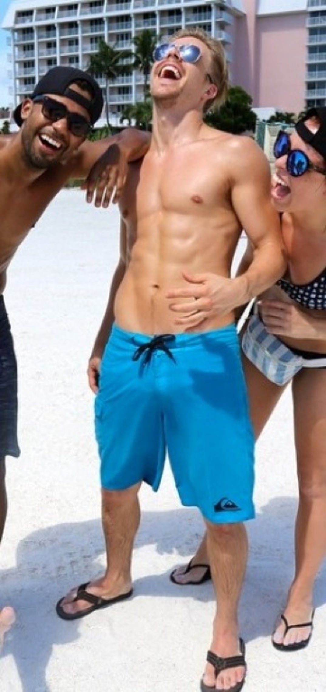 1206_derek_hough_shirtless06