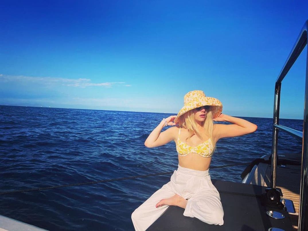 Emma Roberts