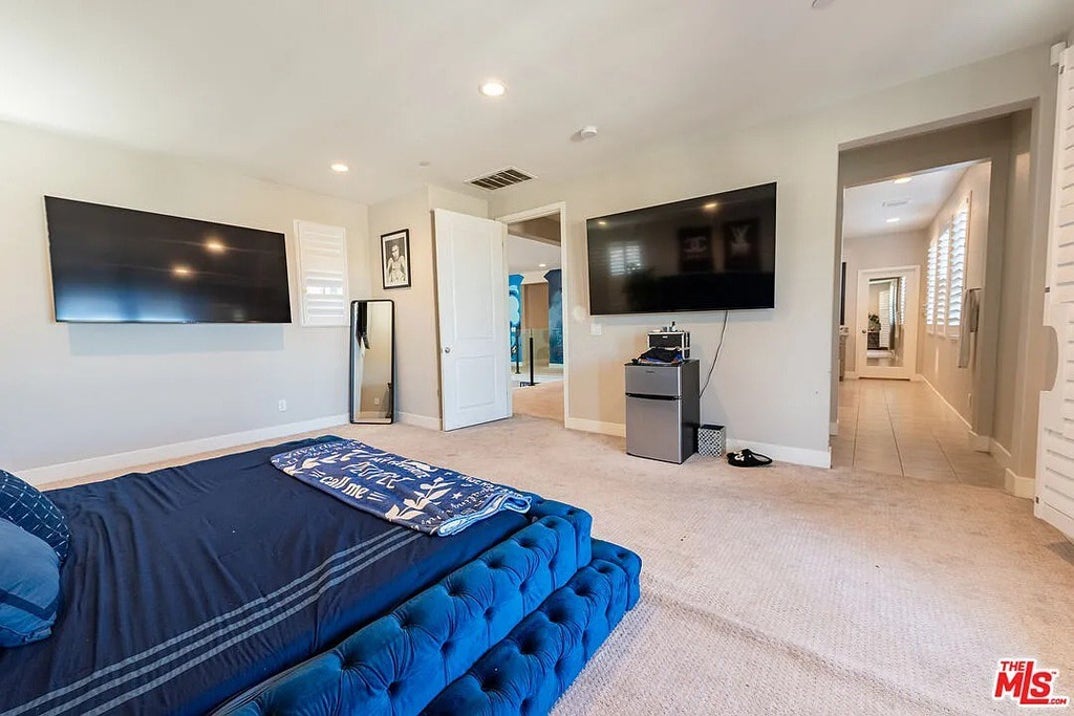 Blueface Blue Home For Sale 7