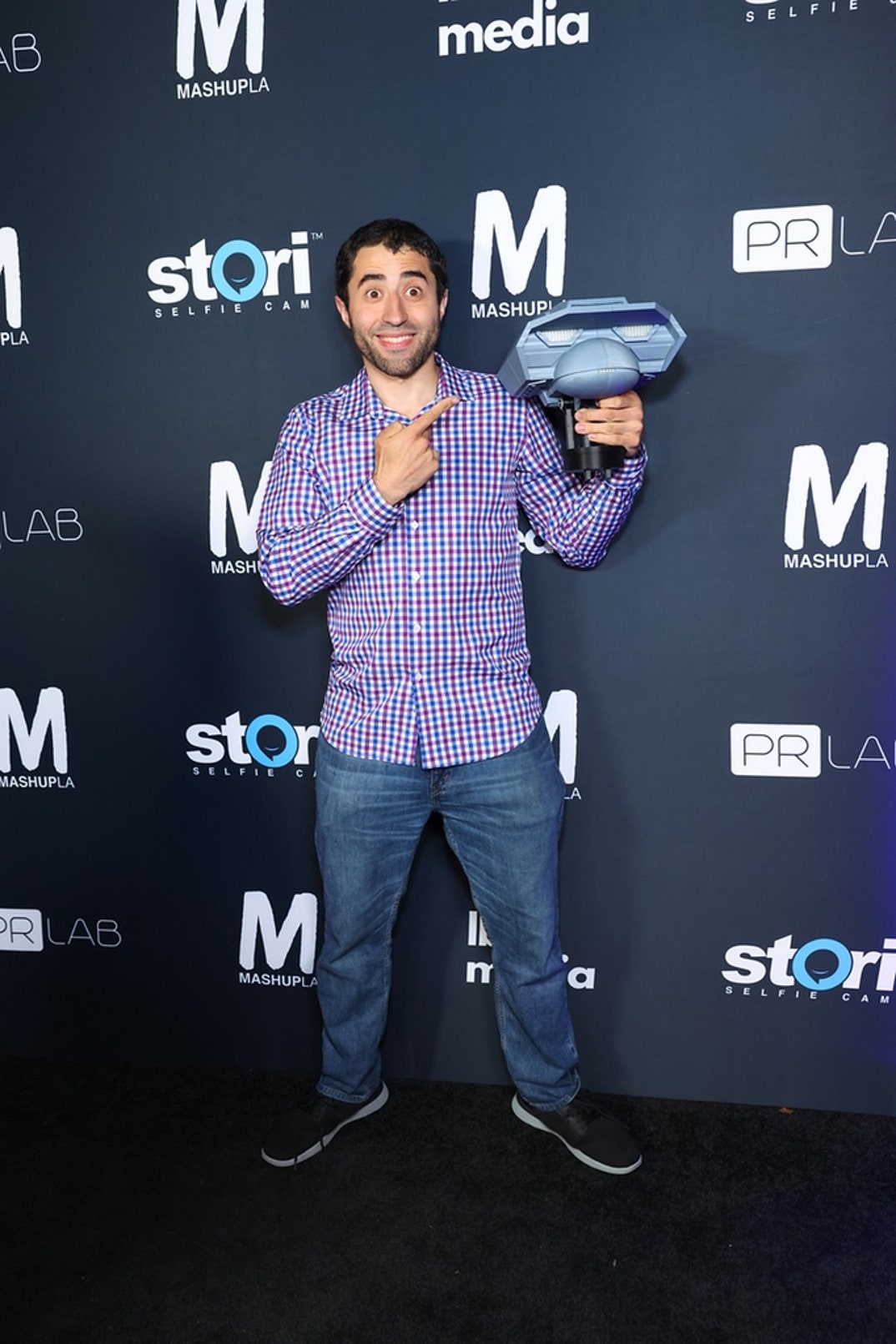 Adán Correa