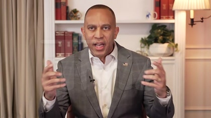 hakeem-jeffries-kal-11-04-2025