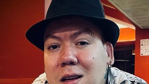 Image 20: Alejo-Little-main-ig-1