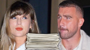 taylor swift and travis kelce getty 1