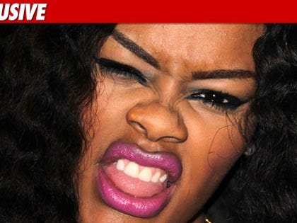 0624_teyanna_taylor_Ex