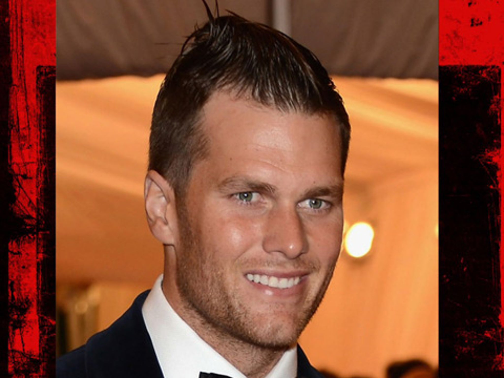 Gisele Films Tom Brady In His Undies, 'Hey New Underwear!