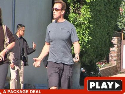 1107_arnold_tmz_video-1
