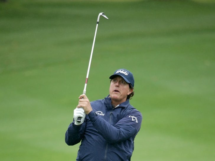 Phil Mickelson's Swingin' Shots