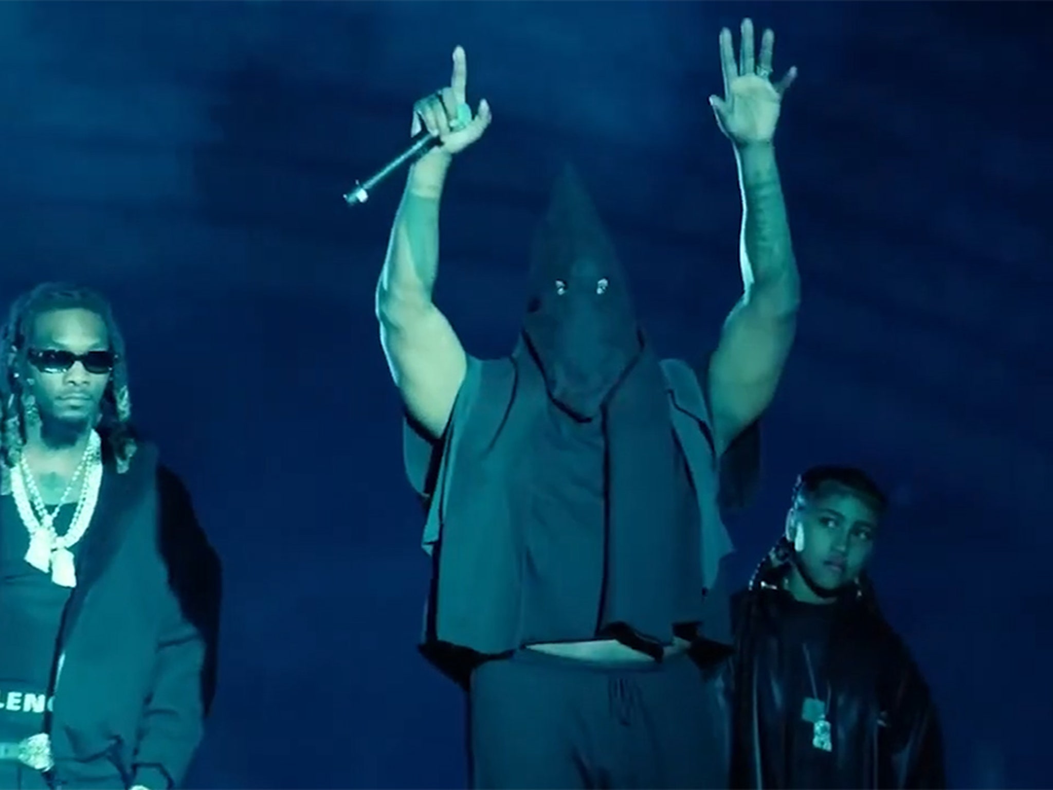 Kanye west clearance wearing hoodie