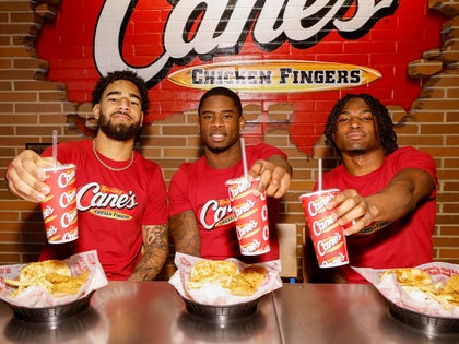 0122-Elijah-Sarratt-D'Angelo-Ponds-Jamari-Sharpe-At-Raising-Cane's-PRIMARY
