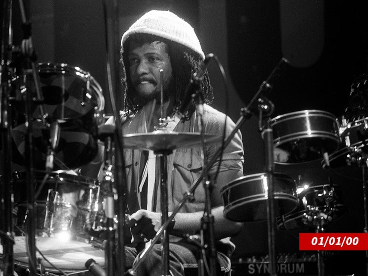 Lowell 'Sly' Dunbar Getty Substituto