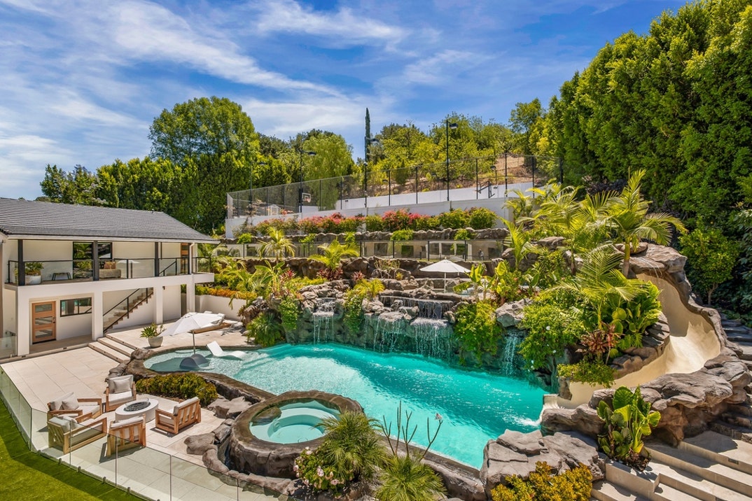 Meghan Trainor Lists LA Home 4