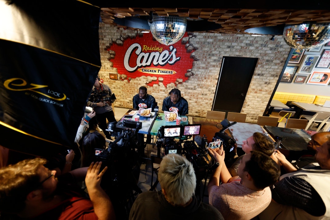 NFL Draft Prospects Arvell Reese 10