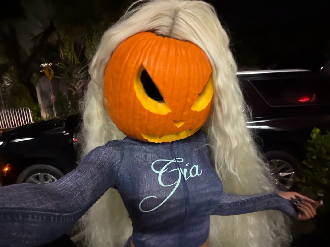 Megan Thee Stallion Pumpkin Pics 12