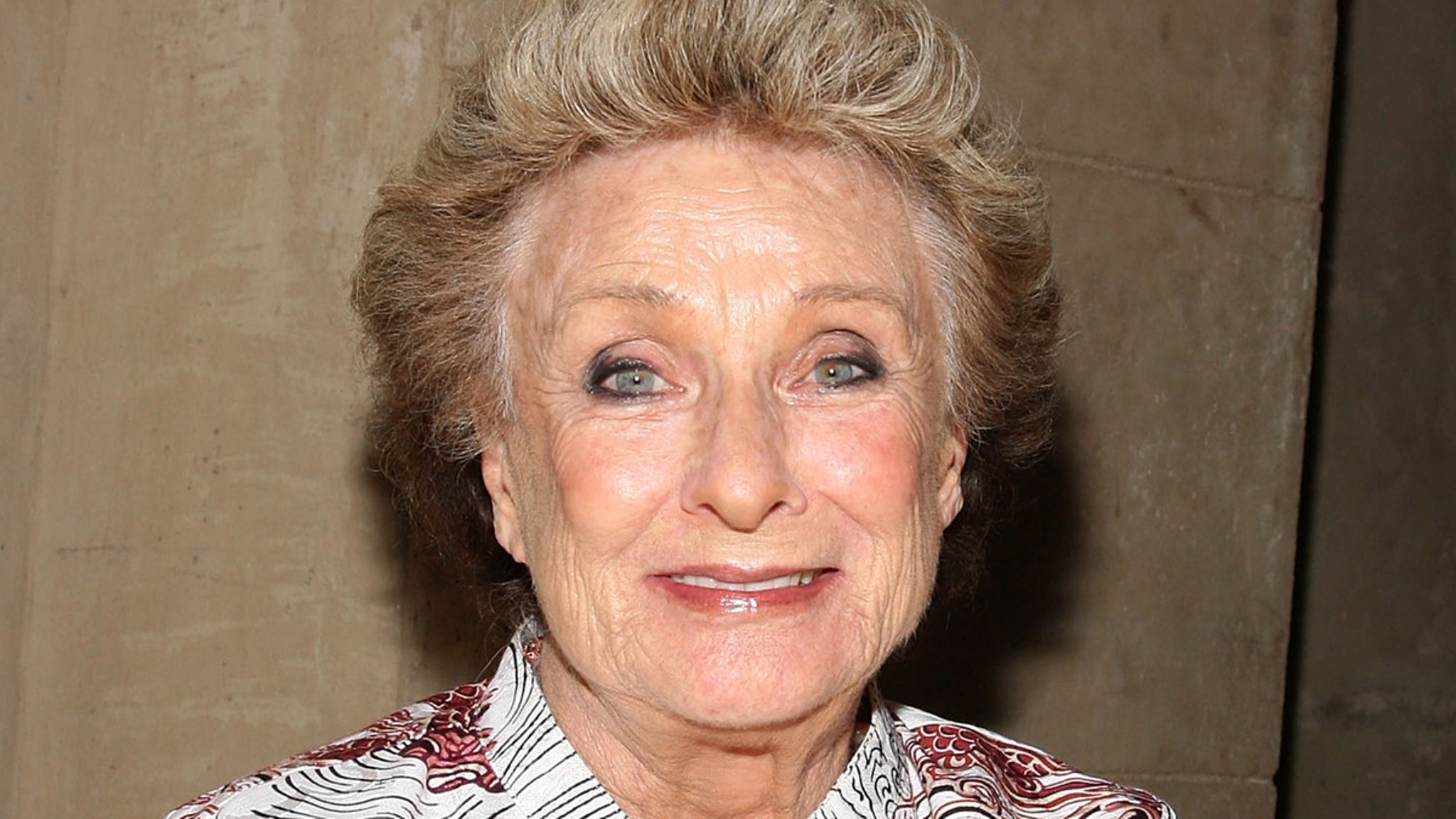 Cloris Leachman dies at 94