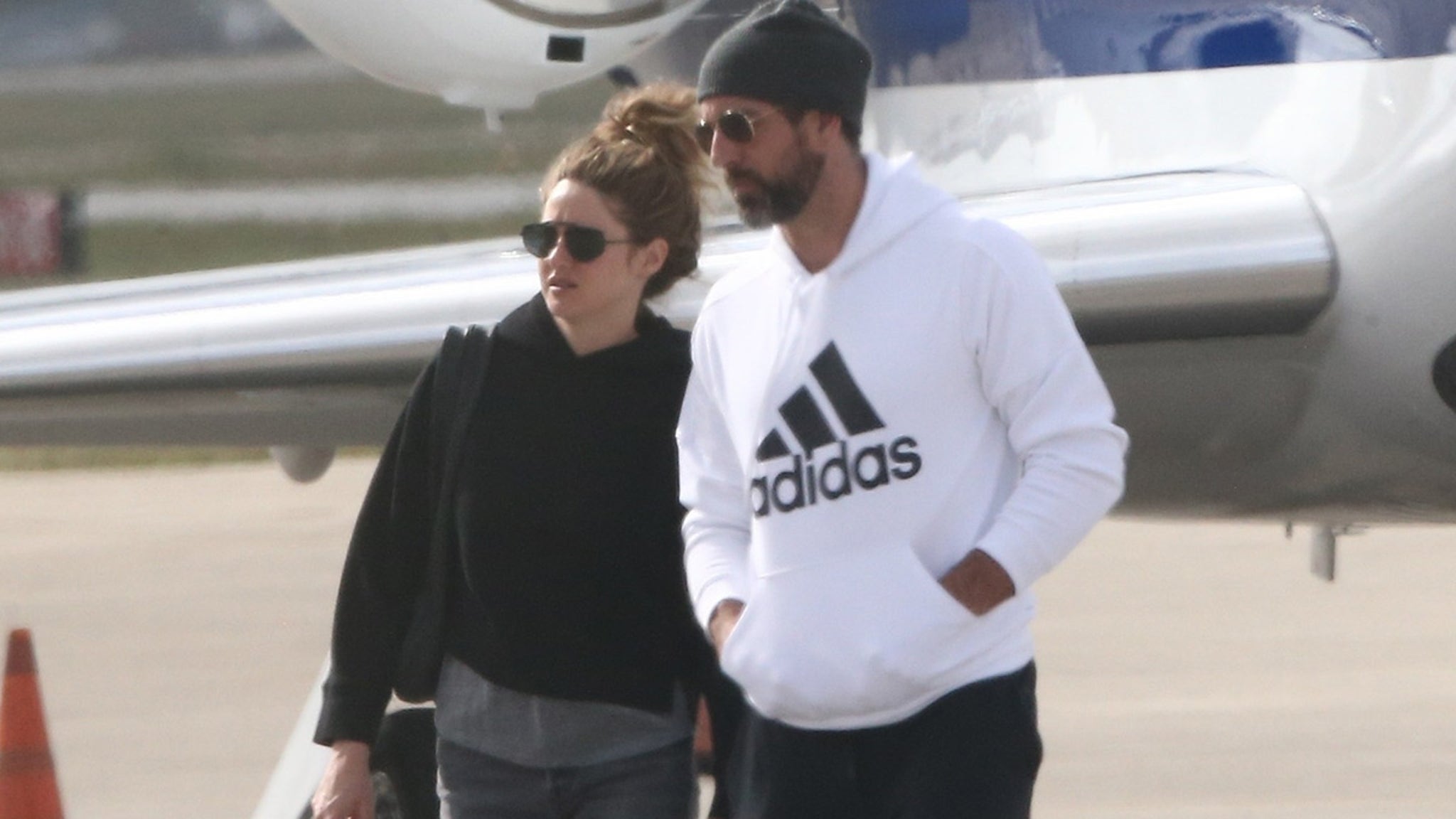 Aaron Rodgers and Shailene woodley together again, Spotted in South Florida thumbnail