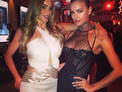 0303_irina_sofia_vergara_oscars_rather