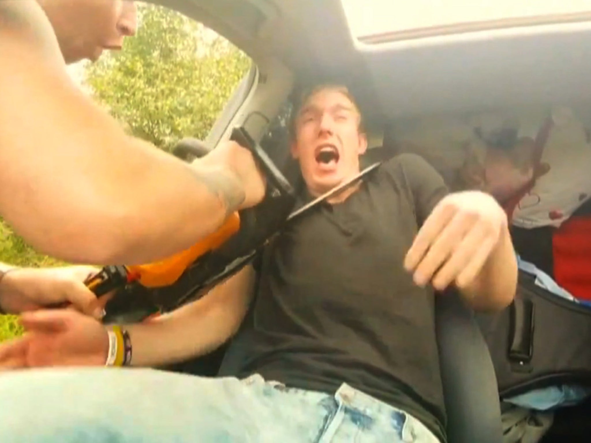 2 Guys 1 Chainsaw Video Chainsaw Attack Scares Crap Out of Sleeping Guy (VIDEO)