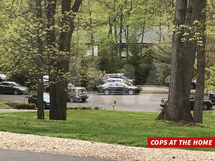 0509-50-cent-cops-outside-home-TMZ-01