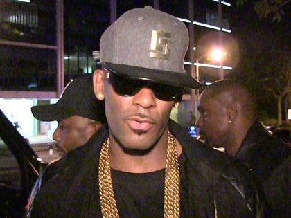 1030-r-kelly-tmz-01