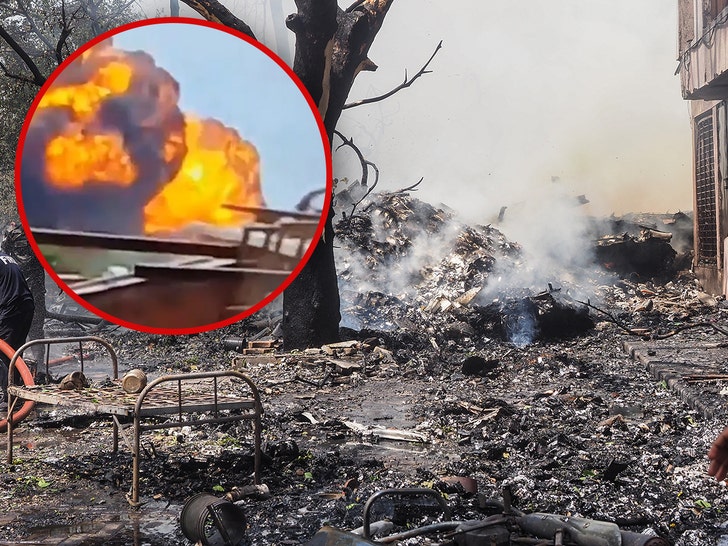 Passenger Records Tech Failures on India Boeing Jet Just Hours Before Crash