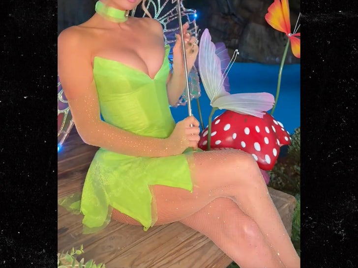 1031-Sexy-Costumes-2025-Guess-Who-Sub2