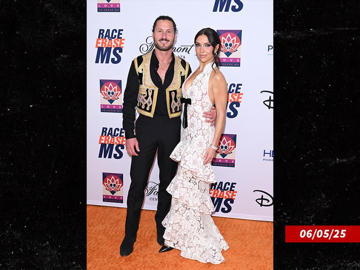 val-chmerkovskiy-jenna-johnson-getty-1