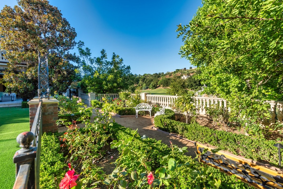 The Miz Westlake Village Home photos 74